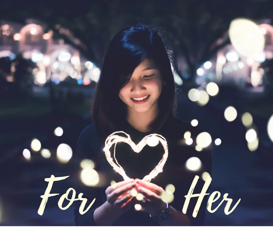 Valentine’s Day Gifts for Her | Buyandship Singapore